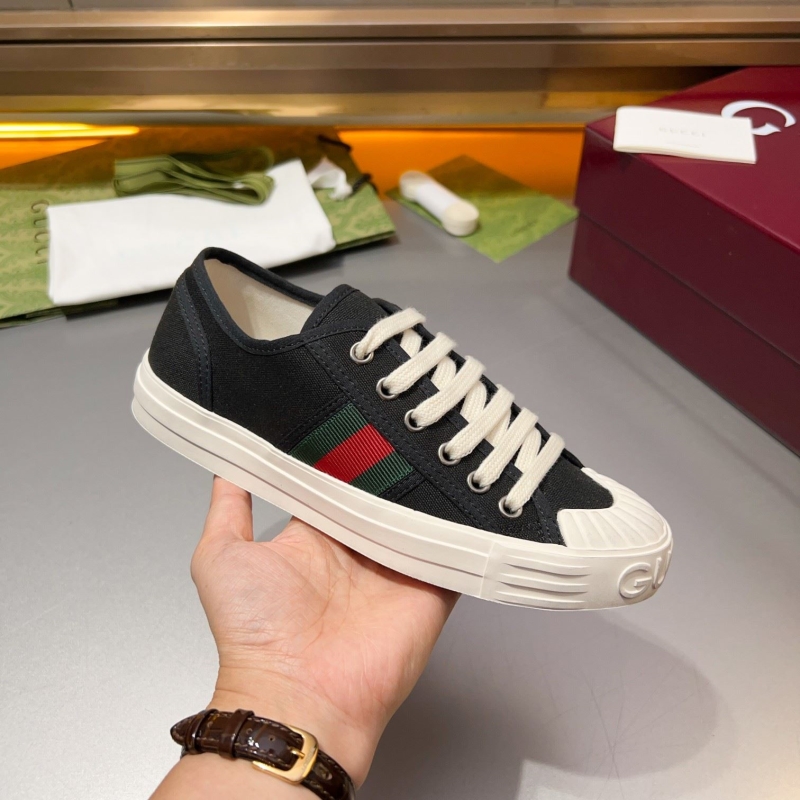 Gucci Casual Shoes